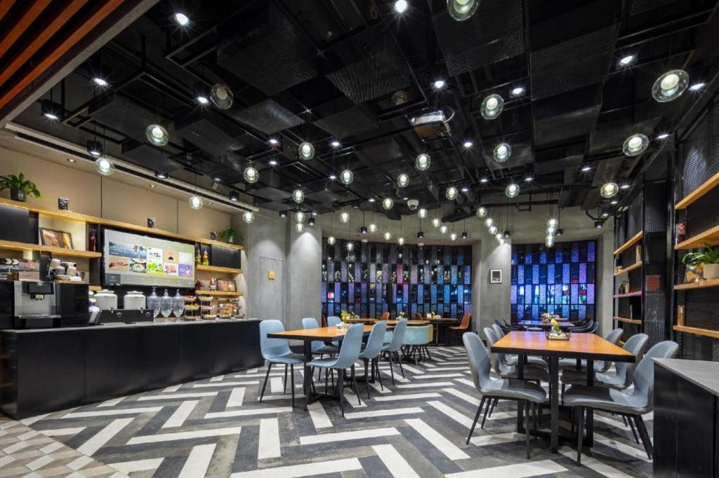 Atour X Hotel Shanghai Pudong Airport Chuansha Exteriör bild